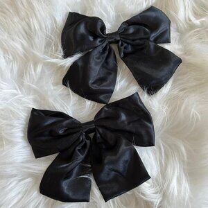 Satin bow hair clip set